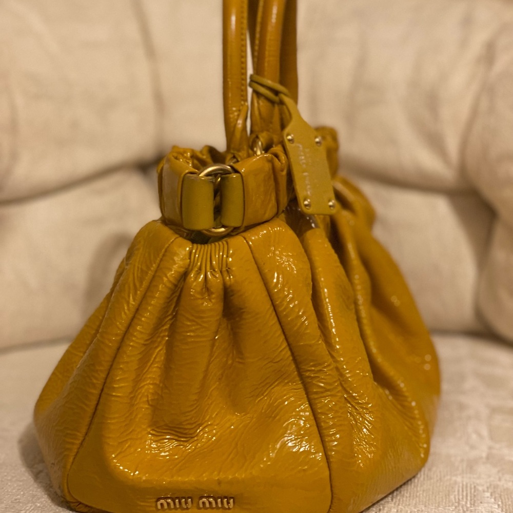 Miu miu Tokyo special edition 2011 in patent leather